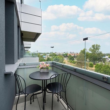 Apartamenty Zwycieska Z Klimatyzacja, Free Garage Wroclaw By Noclegi Renters Kültér fotó